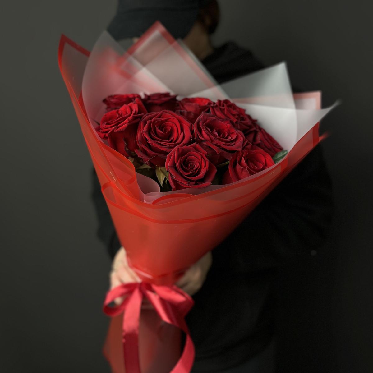 Букеты из красных роз 40 см (Эквадор) артикул букета - 180236